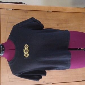 ELECTRIC PINK CROPPED TEE SHIRT